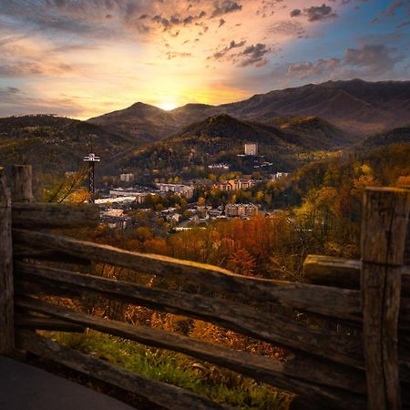 Glori'S Retreat, Game Room, 1089 Of Free Attraction Tickets For Each Paid Day, Dollywood And More Pigeon Forge Esterno foto