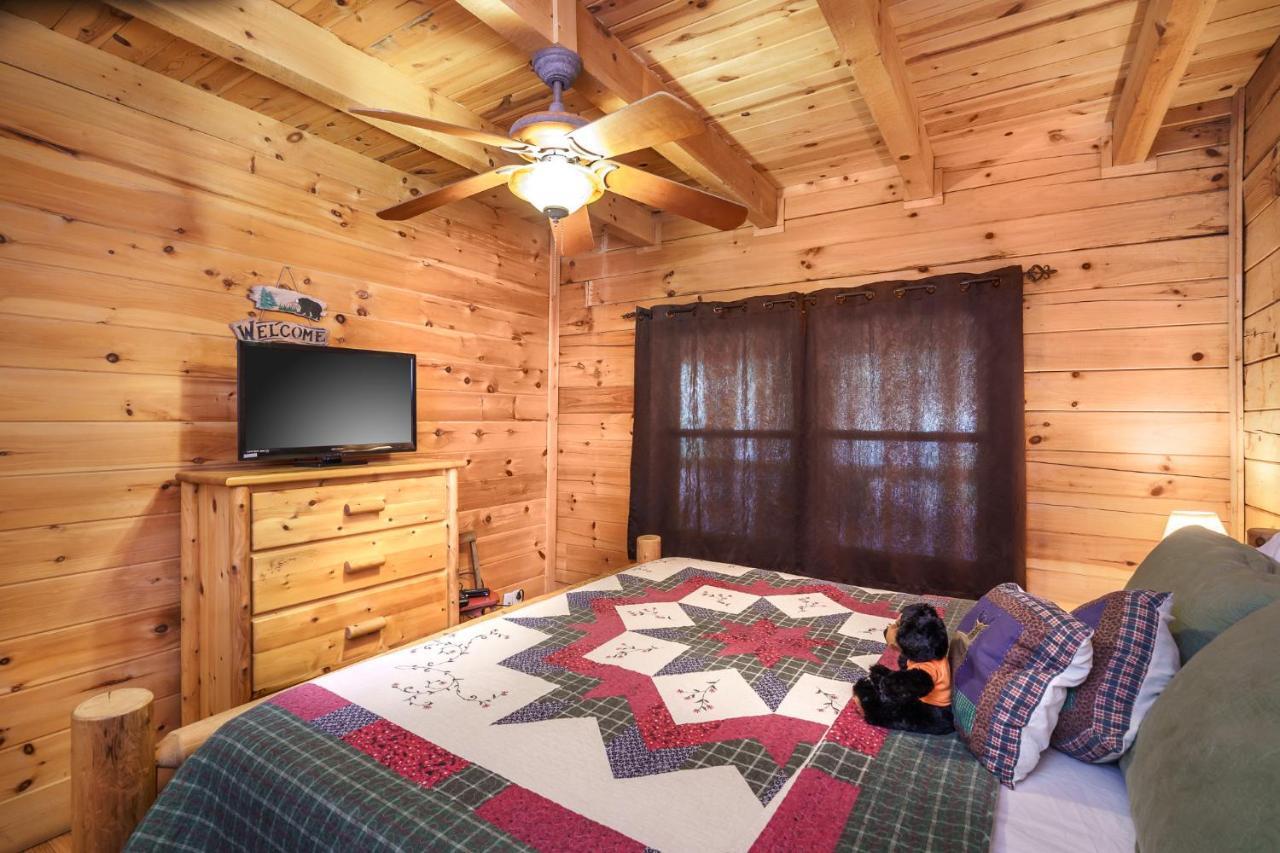 Glori'S Retreat, Game Room, 1089 Of Free Attraction Tickets For Each Paid Day, Dollywood And More Pigeon Forge Esterno foto